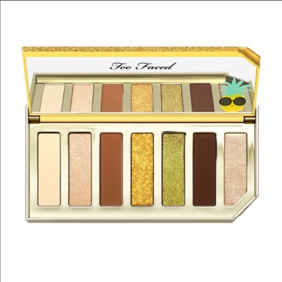 Too Faced Sparkling Pineapple eyeshadow pallet. - Picture 5 of 6